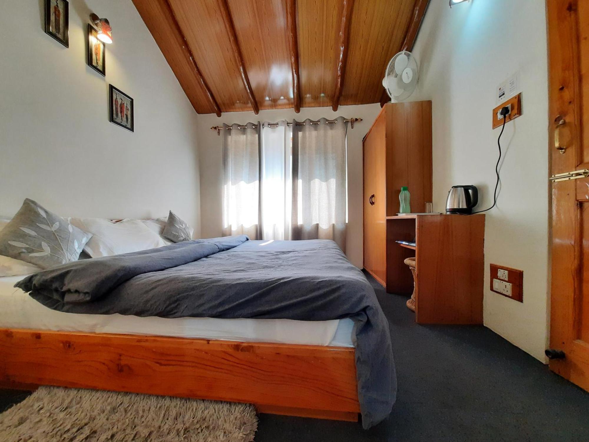 The Hideout - Hiraeth Hostel Manāli Kültér fotó